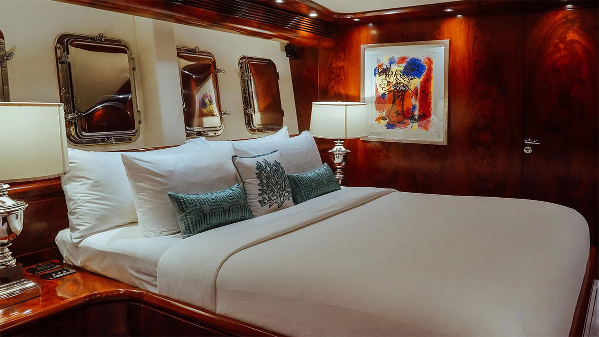 102' Astondoa yacht charter by Yacht charters of miami