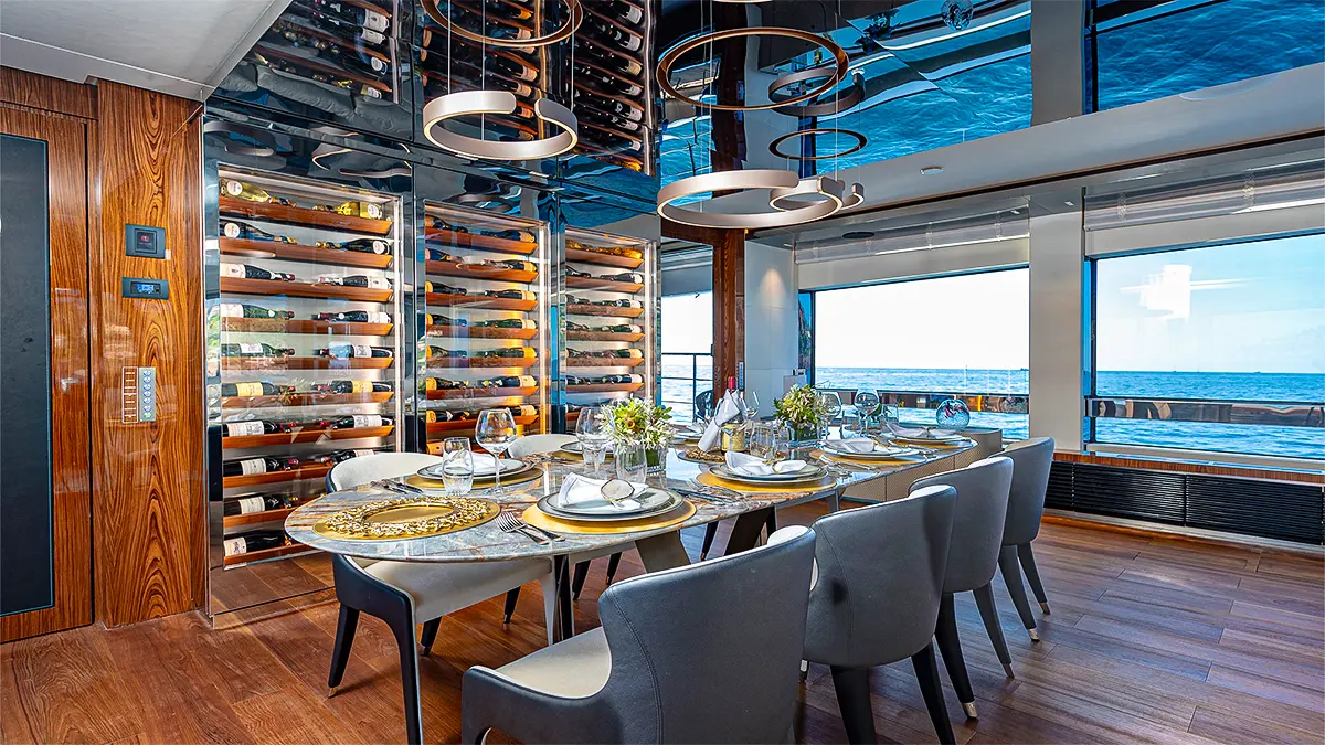 Yacht charters of miami