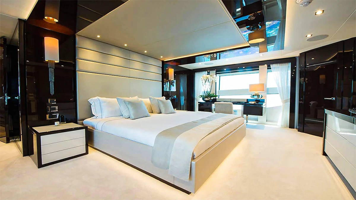 131' Sunseeker yacht charter by yacht charters of miami