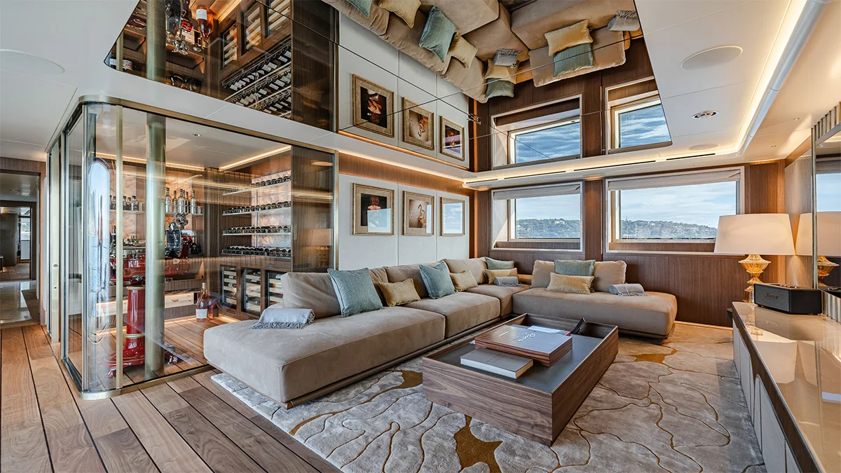 Yacht charters of miami